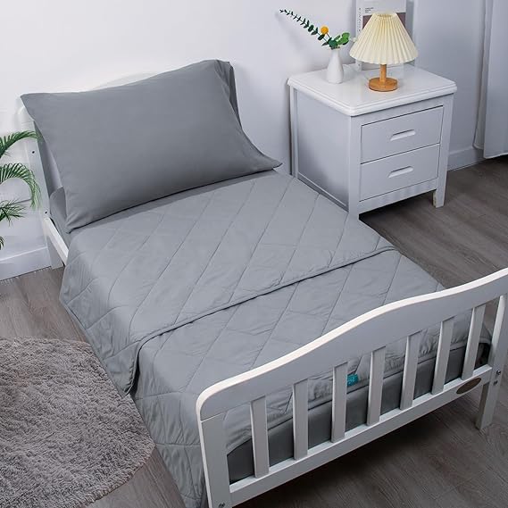 Comforter crib outlet